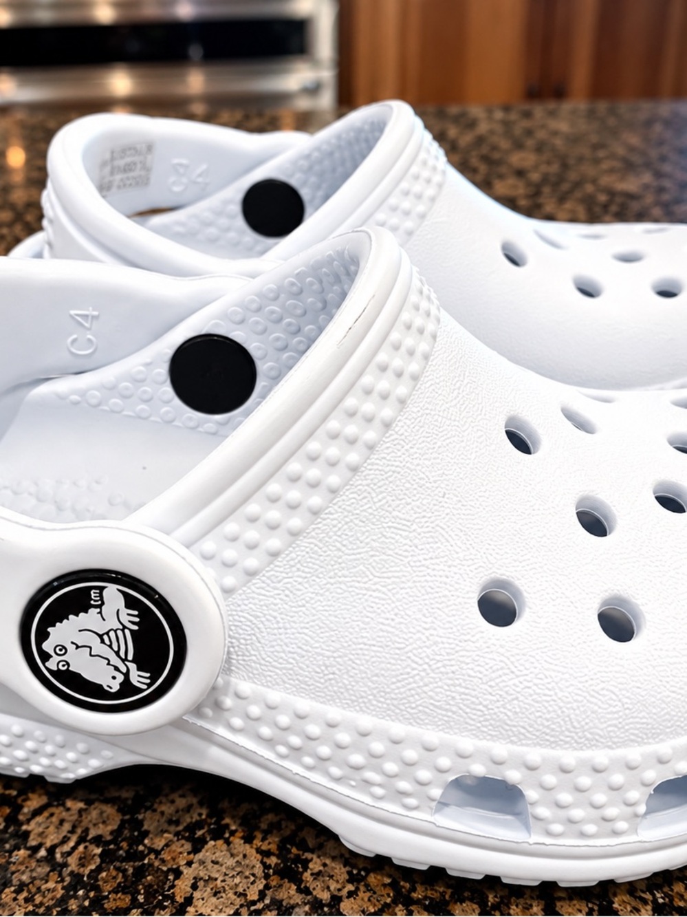 Crocs Classic Clog White Toddler C4 Size 4 Excellent Condition